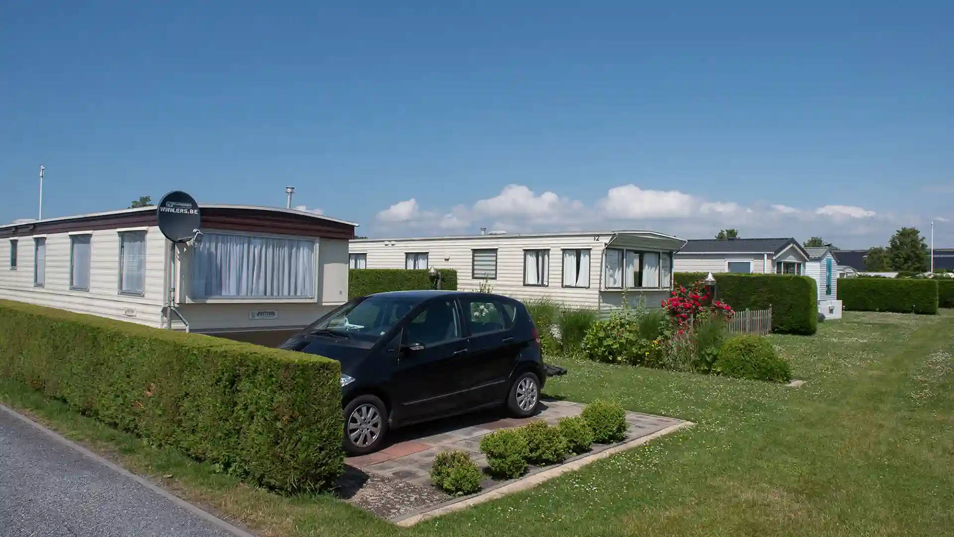 Jaarplaatsen op Camping De Ploeg in Groede