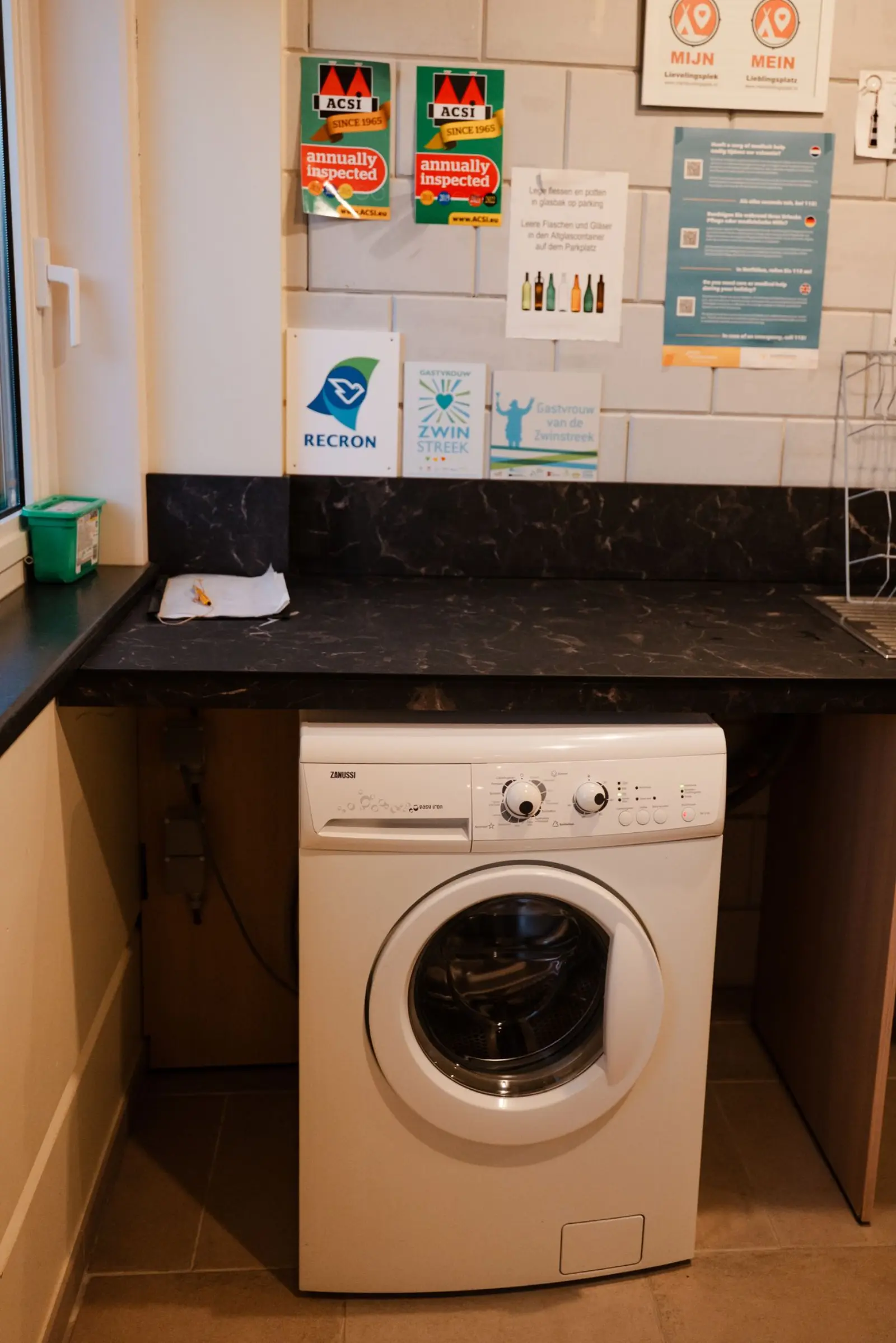 Wasmachine aanwezig